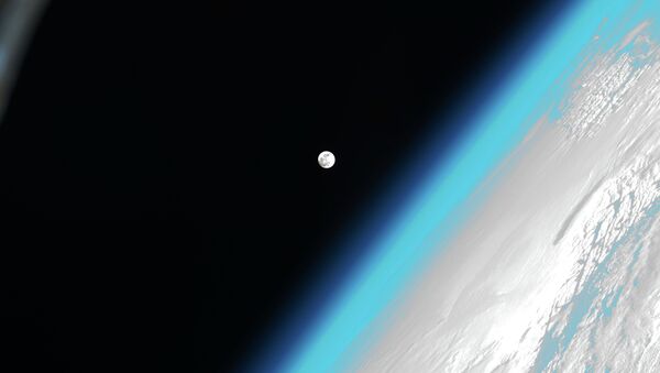 Moon - Sputnik International