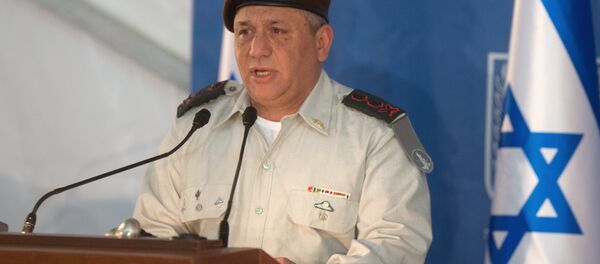 Israel's new Chief of Staff Gadi Eisenkot delivers a speech during his swearing-in ceremony at the Prime Minister's Jerusalem offices on February 16, 2015 Israel's new Chief of Staff Gadi Eisenkot delivers a speech during his swearing-in ceremony at the Prime Minister's Jerusalem offices on February 16, 2015 - Sputnik International