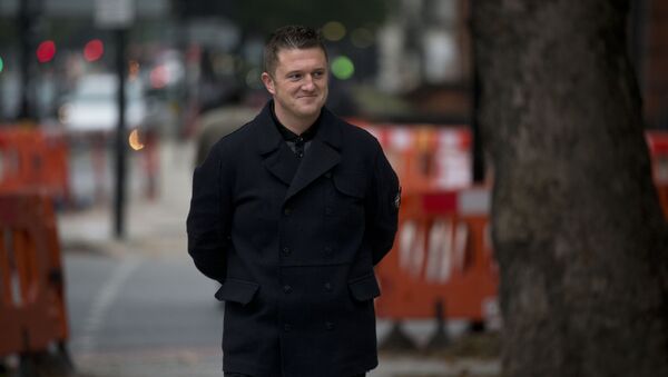 Tommy Robinson, the former leader of the right-wing EDL group, arrives for an appearance at Westminster Magistrates Court in London, Wednesday, Oct. 16, 2013 - Sputnik International