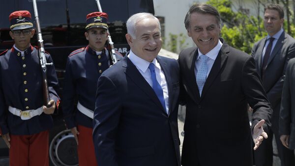 Israeli Prime Minister Benjamin Netanyahu, left center, is received by Brazil's President-elect Jair Bolsonaro at the military base Fort Copacabana, in Rio de Janeiro, Brazil, Friday, Dec. 28, 2018. - Sputnik International