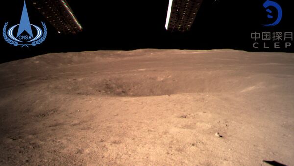 The first image of the moon's far side taken by China's Chang'e-4 probe - Sputnik International