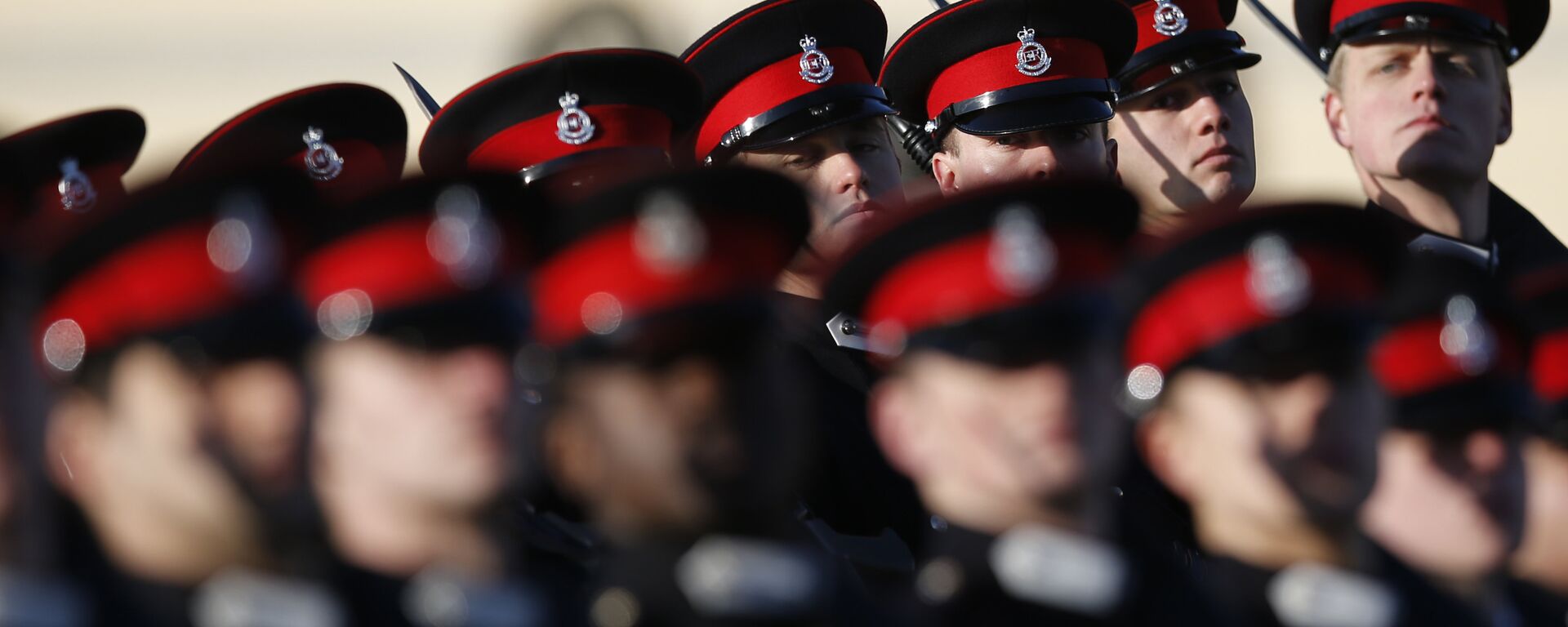 British Army officer cadets take part in Britain's Sovereign's Parade at The Royal Military Academy watched by Prince Harry, in Sandhurst, Berkshire, England , Friday, 15 December 2017. - Sputnik International, 1920, 19.11.2020