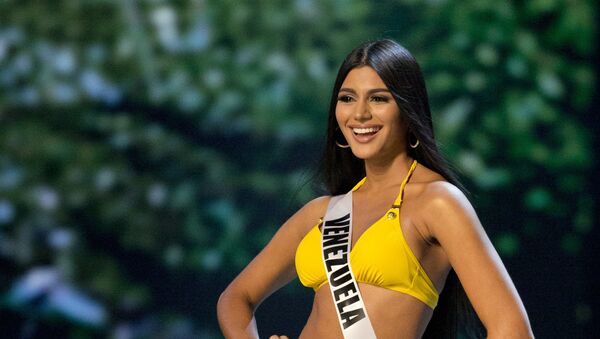 Miss Venezuela Sthefany Gutierrez participates in the swimsuit and evening gown stage of the 67th Miss Universe competition in Bangkok, Thailand, Thursday, Dec. 13, 2018 - Sputnik International