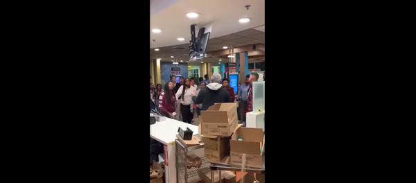 McDonald's restaurant in Moreno Valley, California, gets torn apart following confrontation between customers over the eatery's play area. - Sputnik International