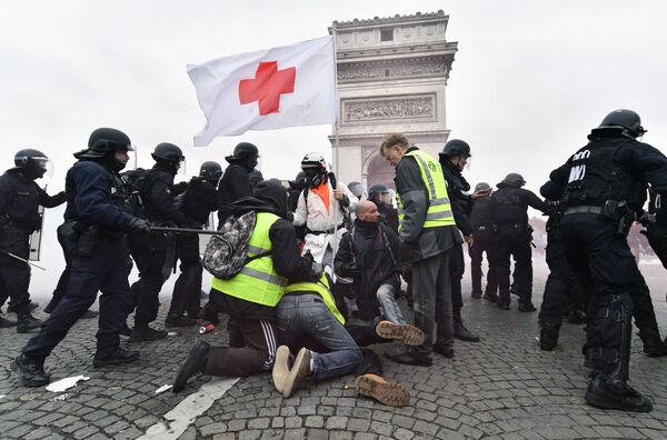 Yellow Vests protest in Paris. 12 January Yellow Vests protest in Paris. 12 January - Sputnik International