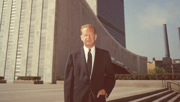 Secretary General of the United Nations Dag Hammarskjold poses outside the UN headquarters buildings in New York City in May 1956 - Sputnik International