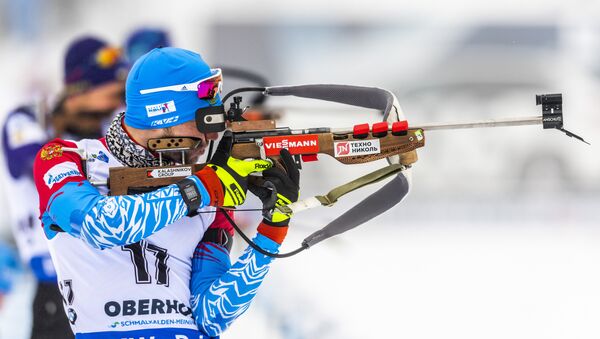 Alexander Loginov of Russia competes at the shooting range during the warm up prior to the men's 10 km sprint event of the IBU Biathlon World Cup in Oberhof, eastern Germany on January 11, 2019. - Sputnik International