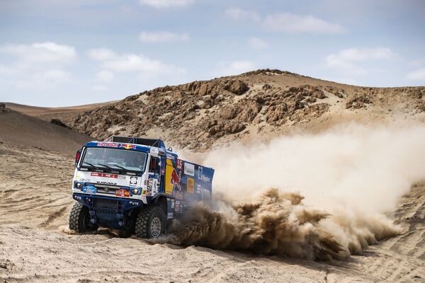 Photos of the KAMAZ Master team during the third stage of the Dakar 2019 Rally - Sputnik International