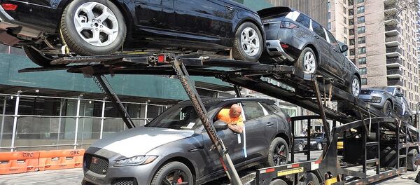 US President Donald Trump will likely go ahead with tariffs on imported vehicles, in a move that may prod the European Union to negotiate and agree a new trade deal with Washington, Republican Senator Charles Grassley has said - Sputnik International