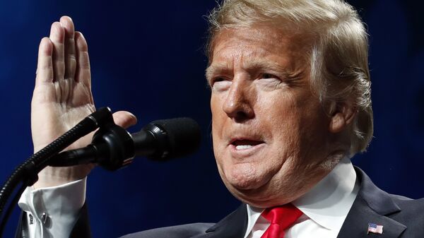 President Donald Trump making a point during a speech at the American Farm Bureau Federation's 100th Annual Convention in New Orleans on 14 January 2019 - Sputnik International