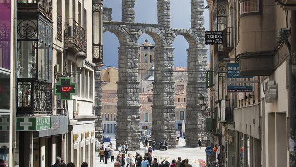 Ancient aqueduct in Segovia, Spain - Sputnik International