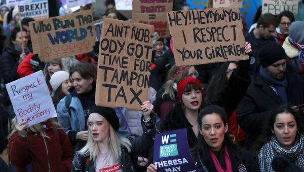 Protesters take part in the Women's March calling for equality, justice and an end to austerity in London, Britain January 19, 2019 - Sputnik International