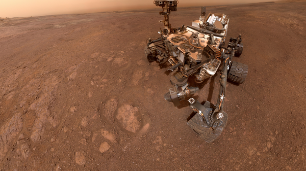 A selfie taken by NASA's Curiosity Mars rover on Sol 2291 (January 15) at the Rock Hall drill site, located on Vera Rubin Ridge. - Sputnik International