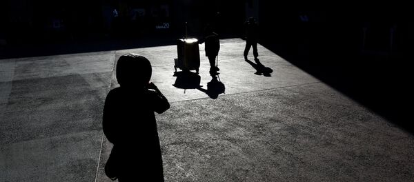 FILE PHOTO - People walk past a Huawei shop in Beijing, China, December 11, 2018 - Sputnik International