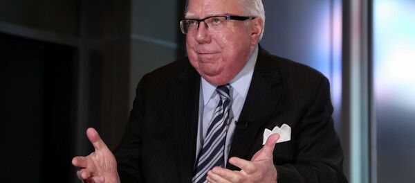 Jerome Corsi, a right-wing commentator, speaks during an interview in New York, U.S., Nov. 27, 2018 - Sputnik International