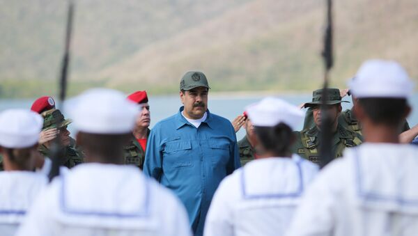 Venezuela's President Nicolas Maduro attends a military exercise in Turiamo, Venezuela February 3, 2019. - Sputnik International
