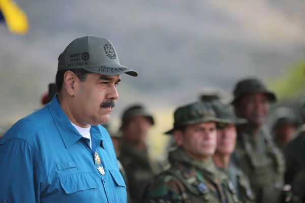 Venezuelan President Nicolas Maduro attends a military exercise in Turiamo, Venezuela February 3, 2019. - Sputnik International