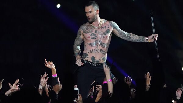 Lead vocalist of Maroon 5 Adam Levine performs during the halftime show of Super Bowl LIII between the New England Patriots and the Los Angeles Rams at Mercedes-Benz Stadium in Atlanta, Georgia, on February 3, 2019 - Sputnik International