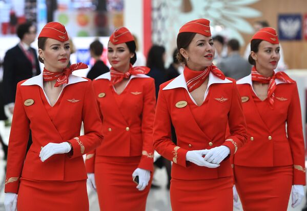 Sky-High Glamour: Russian & Soviet Air Hostesses - Sputnik International