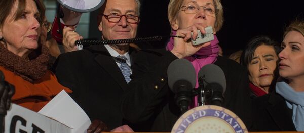 Elizabeth Warren - Sputnik International