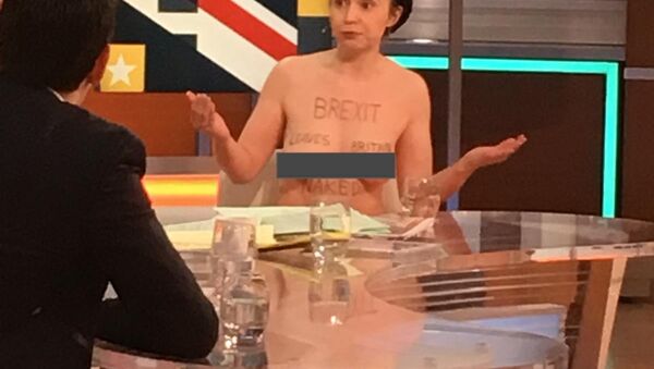 Naked Brexit Protester Shares Her Way of Exposing the Truth About Brexit | Good Morning Britain - Sputnik International