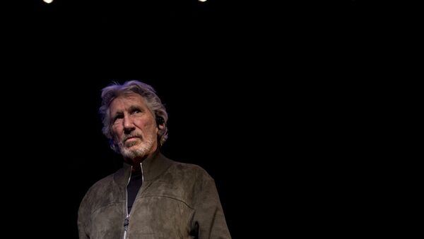 British rock icon and activist Roger Waters attends a conference on the Palestinian situation at Matucana Cultural Center in Santiago. File photo - Sputnik International