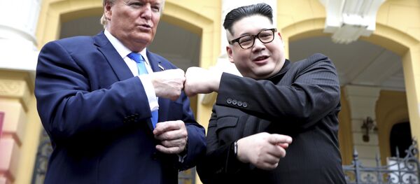 U.S. President Donald Trump impersonator Russell White, left, and Kim Jong-un impersonator Howard X pose for photos outside the Opera House in Hanoi, Vietnam, Friday, Feb. 22, 2019. The second summit between Trump and Kim will take place in Hanoi on Feb. 27 and 28. U.S. President Donald Trump impersonator Russell White, left, and Kim Jong-un impersonator Howard X pose for photos outside the Opera House in Hanoi, Vietnam, Friday, Feb. 22, 2019. The second summit between Trump and Kim will take place in Hanoi on Feb. 27 and 28. - Sputnik International