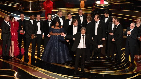 Producers of Best Picture nominee Green Book Peter Farrelly and Nick Vallelonga accepts the award for Best Picture with the whole crew on stage during the 91st Annual Academy Awards at the Dolby Theatre in Hollywood, California on February 24, 2019. - Sputnik International