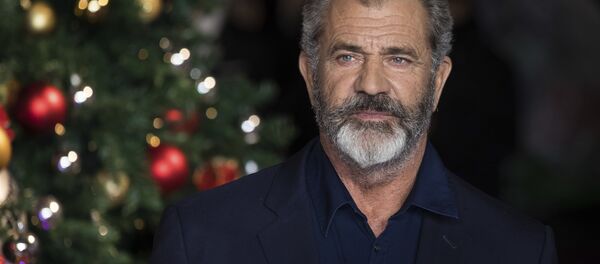 Actor Mel Gibson poses for photographers upon arrival at the premiere of the film 'Daddys Home 2', in London, Thursday, Nov. 16, 2017. Actor Mel Gibson poses for photographers upon arrival at the premiere of the film 'Daddys Home 2', in London, Thursday, Nov. 16, 2017. - Sputnik International
