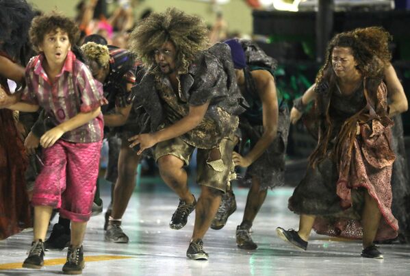 Explosion of Colour: Brazilian Carnival Kicks off With Enchanting Street Parade - Sputnik International