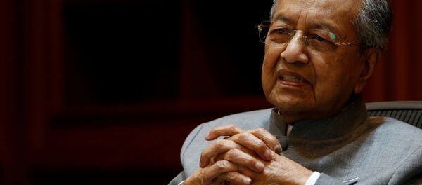 Malaysia's Prime Minister Mahathir Mohamad speaks during an interview with Reuters in Putrajaya, Malaysia June 19, 2018 - Sputnik International