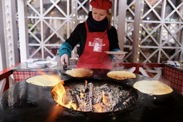 Maslenitsa Celebrations in Moscow: Slavic Tradition With a Flavour - Sputnik International
