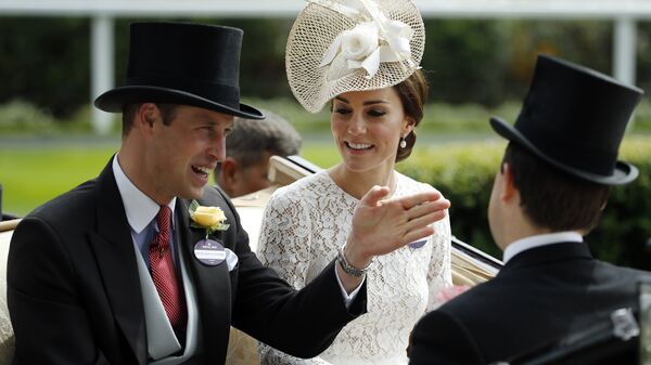 Britain's Prince William and Kate, Duchess of Cambridge arrive by carriage on the second day of the Royal Ascot horse race meeting at Ascot, England, Wednesday June 15, 2016. - Sputnik International