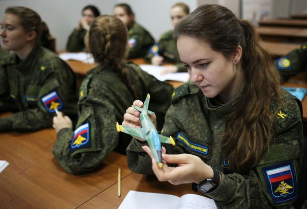 Cadets During Class at Krasnodar Aviation High Military School - Sputnik International