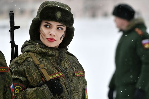 Participant During Beauty and Professional Skill Contest Among Women Serving at Missile Forces - Sputnik International