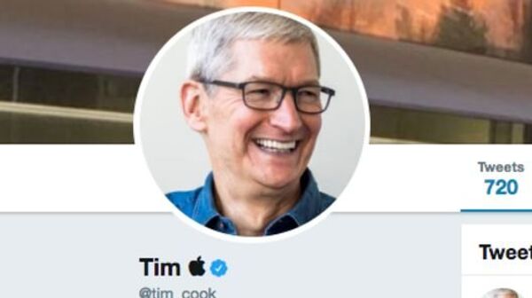 Tim Cook Changes Twitter Name to Tim Apple - Sputnik International
