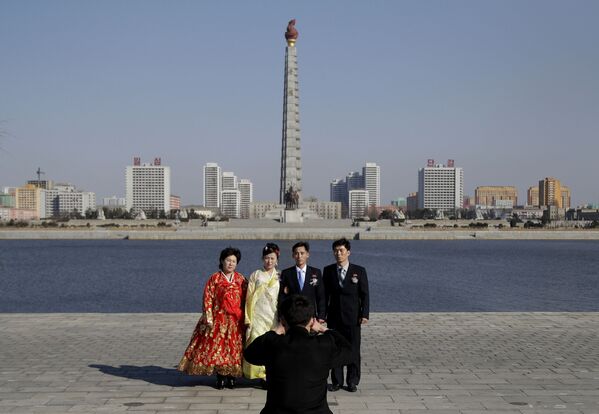 Not So Secret Anymore: Hidden Life of North Korean Populace Revealed - Sputnik International