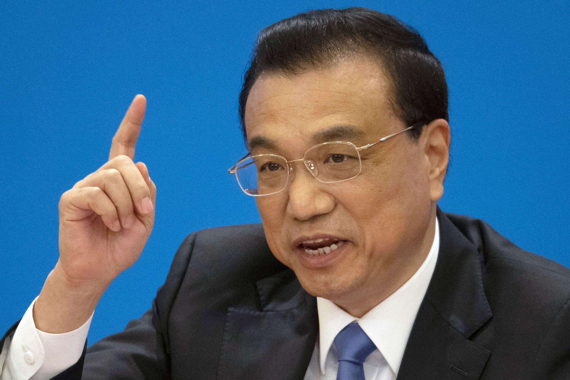 Chinese Premier Li Keqiang speaks during a press conference after the closing session of the National People's Congress in Beijing's Great Hall of the People on Friday, March 15, 2019 - Sputnik International, 1920, 11.03.2022