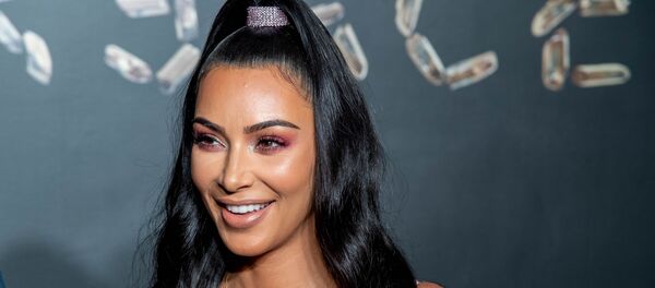 Kim Kardashian West attends the the Versace fall 2019 fashion show at the American Stock Exchange Building in lower Manhattan on December 02, 2018 in New York City. - Sputnik International