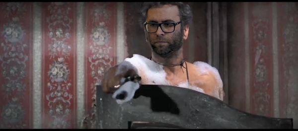 A campaign ad showing Israeli MK Oren Hazan as Tico from the 1996 Spaghetti Western film The Good, the Bad, and the Ugly, shooting Arab Israeli MK Jamal Zahalka, portrayed as the one-armed bounty hunter - Sputnik International
