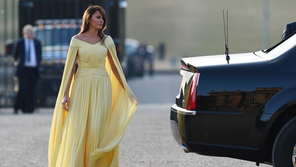 US First Lady Melania Trump arrives for a black-tie dinner with business leaders at Blenheim Palace, west of London, on July 12, 2018, as President Trump begins his first visit to the UK as US president. - Sputnik International