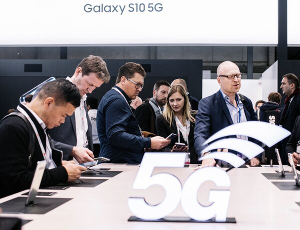 Huawei Calls on India to Make 'Informed and Independent' Decision on 5G Trials Amid US Crackdown - Sputnik International