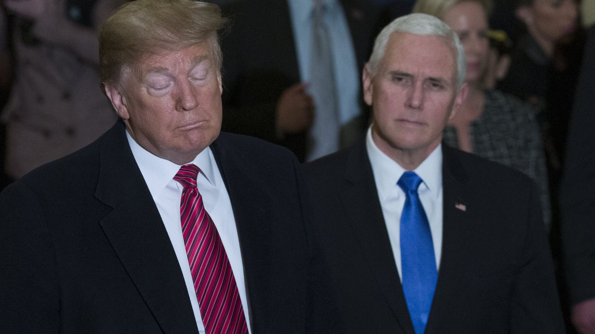 President Donald Trump gives his State of the Union address to a joint session of Congress, Tuesday, Feb. 5, 2019 at the Capitol in Washington, as Vice President Mike Pence, left, and House Speaker Nancy Pelosi look on.  - Sputnik International, 1920, 21.06.2022