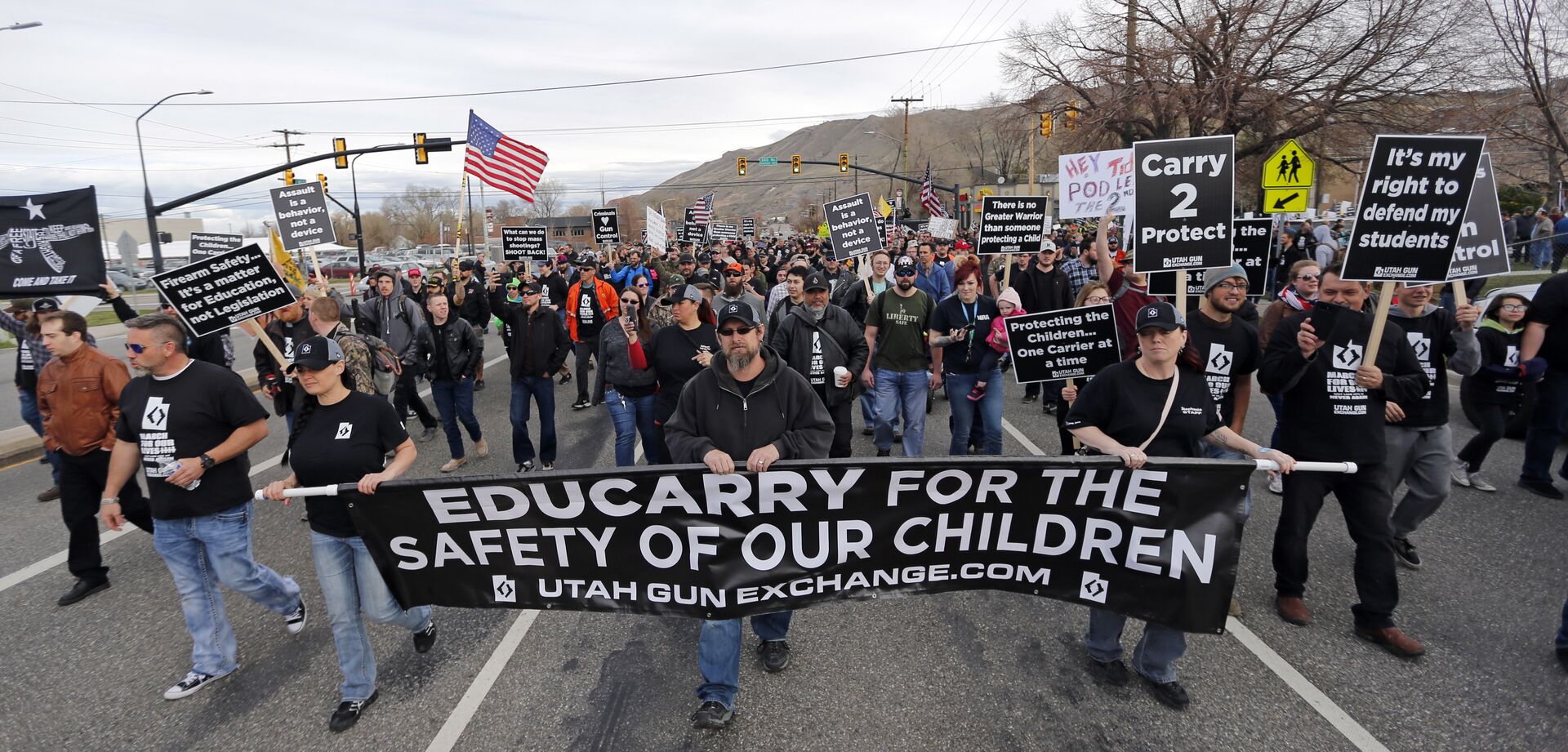 Pro-gun protesters in Utah - Sputnik International, 1920, 25.06.2022