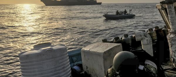 Aug. 30, 2018, a team from the guided-missile destroyer USS Jason Dunham inspects a dhow while conducting maritime security operations Aug. 30, 2018, a team from the guided-missile destroyer USS Jason Dunham inspects a dhow while conducting maritime security operations - Sputnik International