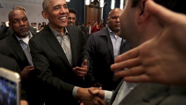 Former US President Barack Obama shakes hands with visitors as he leaves after a town hall meeting at the 'European School For Management And Technology' (ESMT) in Berlin, Germany, Saturday, April 6, 2019. - Sputnik International