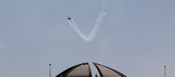 Pakistan Air Force (PAF)'s fighter jet F-16 flies over the Pakistan National Monument during a rehearsal, ahead of the Pakistan Day military parade, in Islamabad, Pakistan March 20, 2019 Pakistan Air Force (PAF)'s fighter jet F-16 flies over the Pakistan National Monument during a rehearsal, ahead of the Pakistan Day military parade, in Islamabad, Pakistan March 20, 2019 - Sputnik International