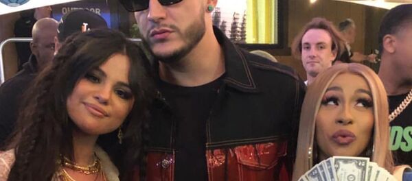 Selena Gomez, Cardi B, DJ Snake - Sputnik International