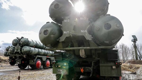 Russian S-400 Triumph missile system launchers are pictured during combat duty at an air defence unit of the Baltic fleet in Kaliningrad region, Russia - Sputnik International