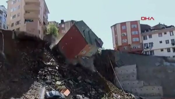 4-storey building collapsed - Sputnik International
